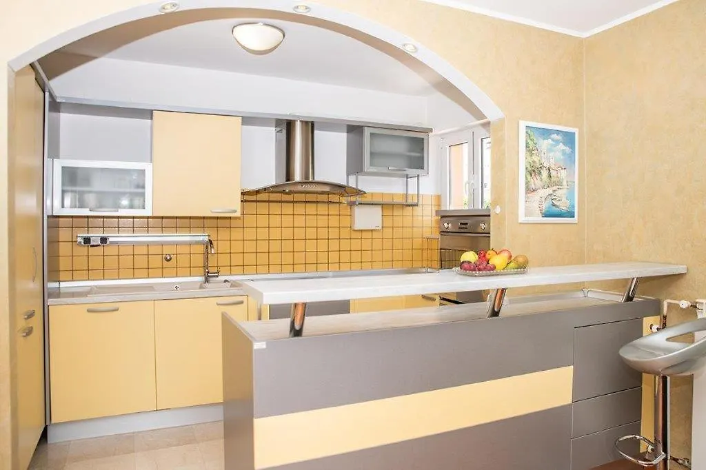 Apartmani Mis Rab Palit 0*,