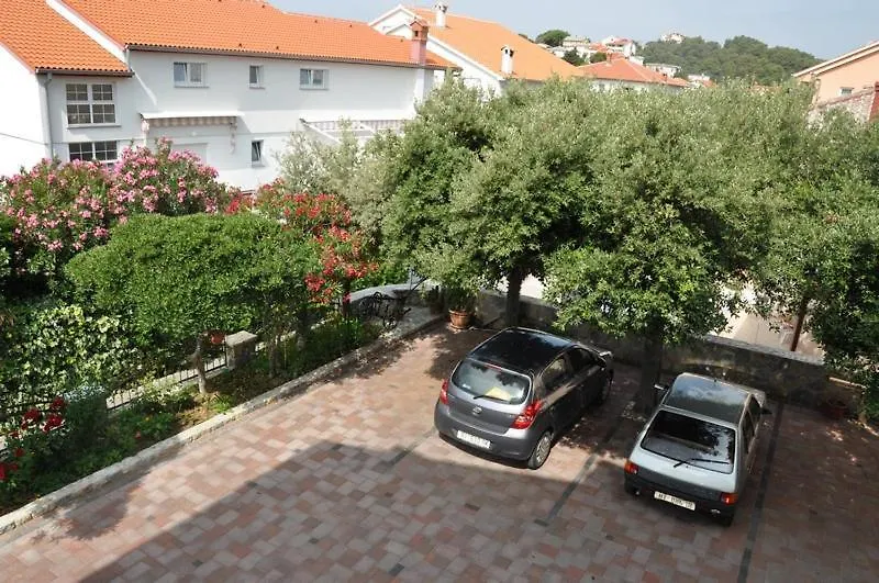 Apartmani Mis Rab Palit Apartment